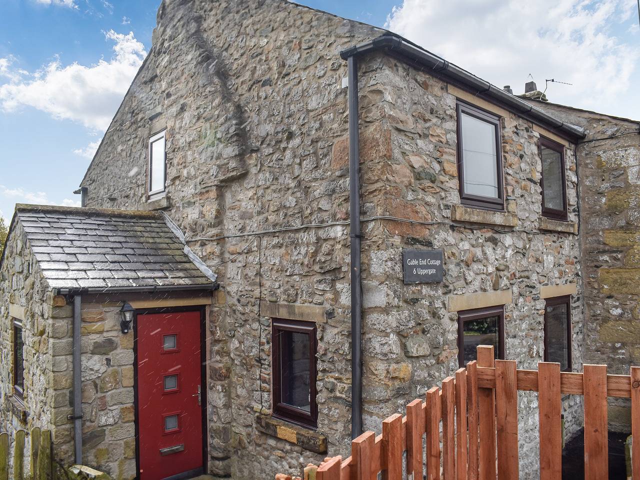 Gable End Cottage in Ingleton, Yorkshire Dales National Park