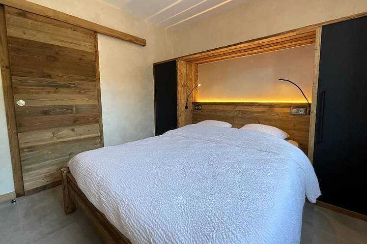 Chalet pour 2 personnes, avec Jacuzzi et Jardin ainsi que Piscine et Sauna à Rochesson - 2