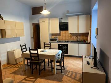 Gîte pour 2 personnes, avec balcon à Suse