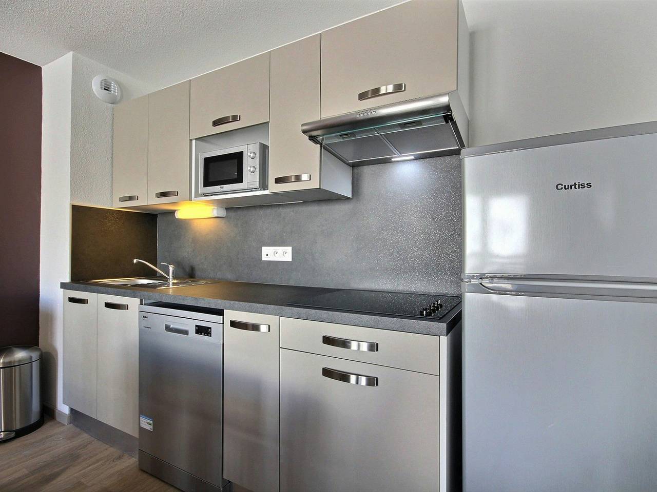 Ganze Wohnung, Neue Wohnung mit Pool, Wlan und überdachtem Parkplatz in Plagne Villages, La Plagne-Tarentaise