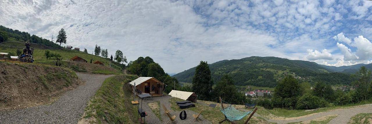 Camping für 3 Personen, mit Ausblick und Terrasse sowie Garten in der Ukraine