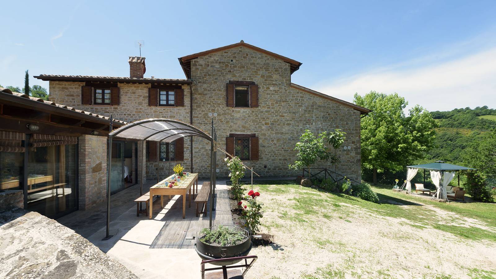 Villa voor 12 personen met tuin in Valfabbrica, Provincie Perugia