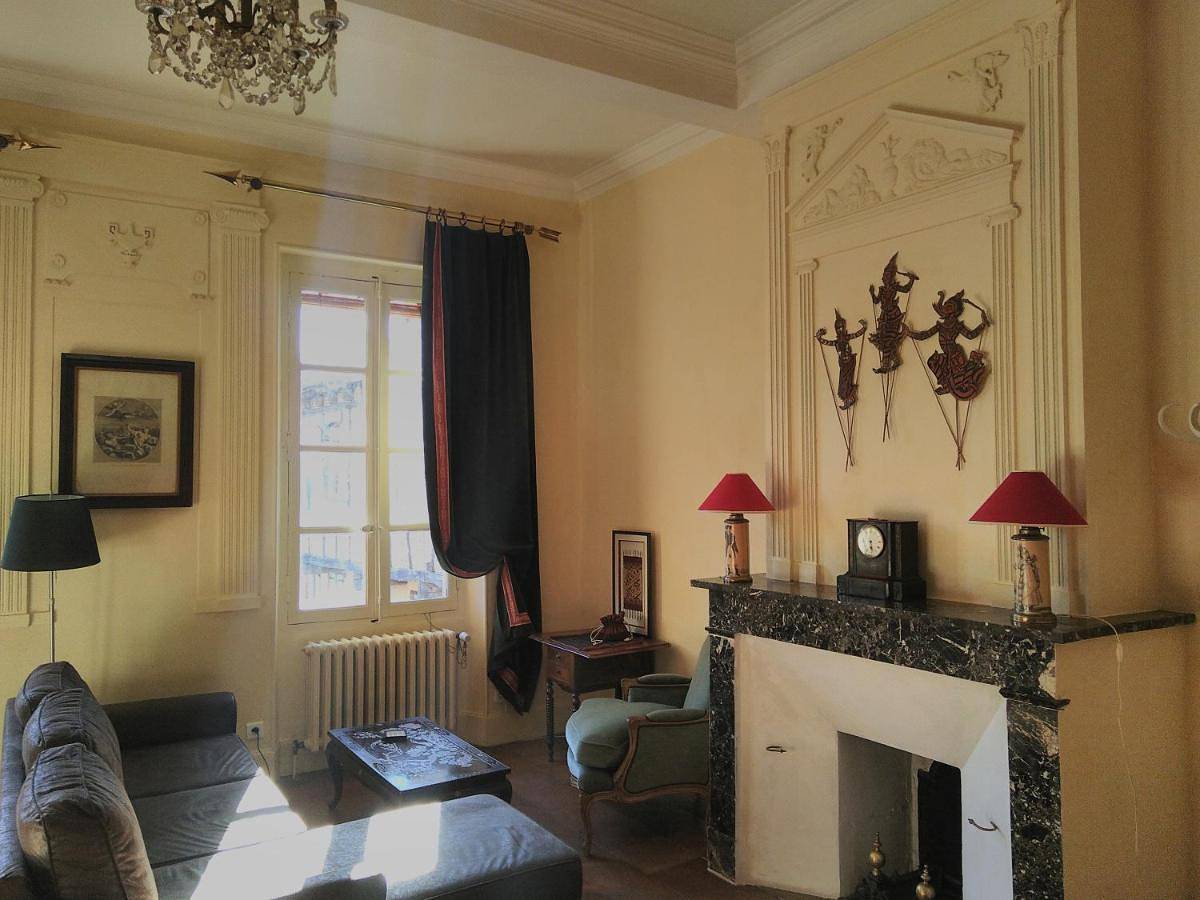 Appartement entier, Appartement typique en cœur de bastide in Lisle-sur-Tarn, Région d'Albi