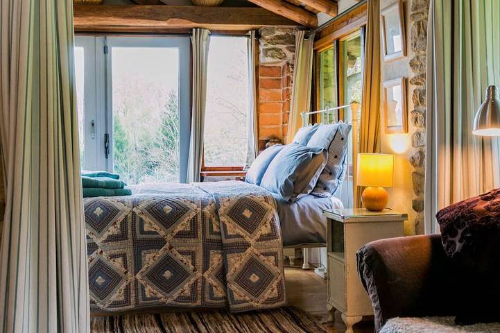 Cottage spacieux avec de belles vues et le jardin /bois, une société privée in Saint-Pardoux-la-Rivière, Parc naturel régional Périgord-Limousin