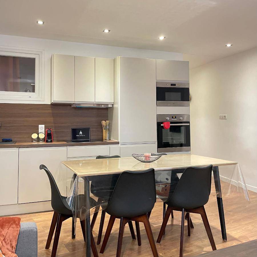 Appartement entier, Les 2 Marmottes - Appartement Cosy Hyper Centre Evian in Évian-les-Bains, Région de Thonon-les-Bains