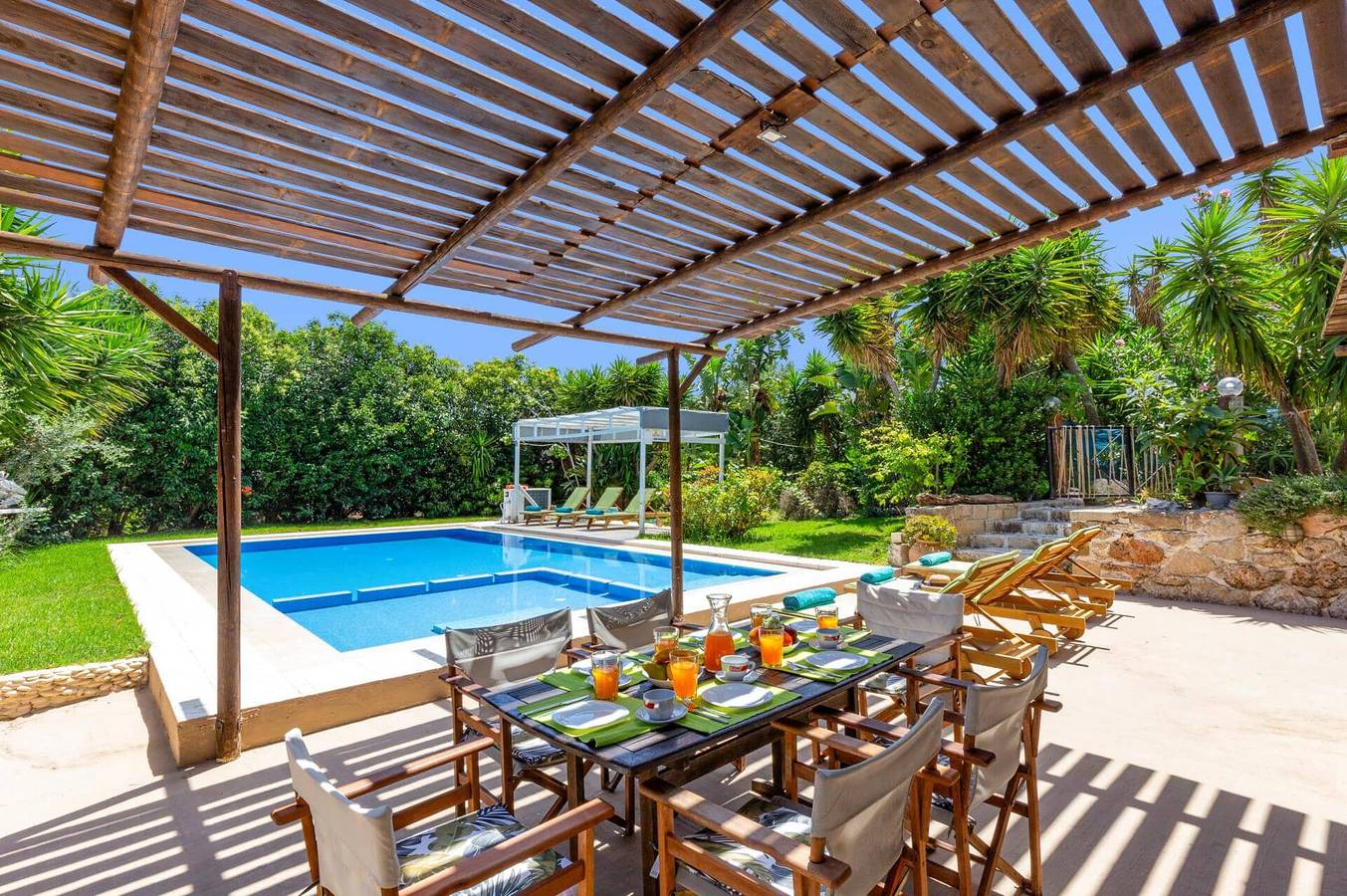 Villa for 6 personer med hage in Kato Stalos, Agia Marina