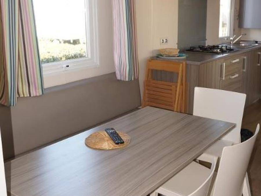 Camping de la Plage - Mobilhome 5 personnes - Confort avec Tv - 3 chambres in Fermanville, Région de Cherbourg