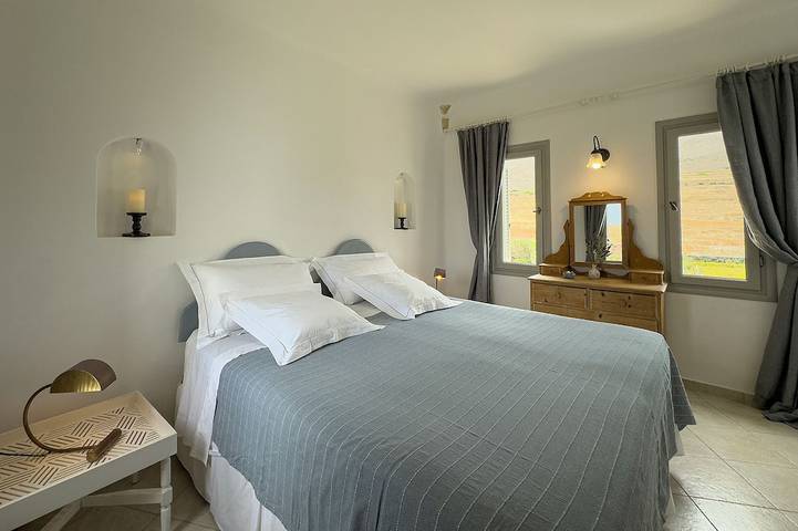 Location de vacances pour 6 personnes, avec balcon ainsi que piscine et jardin dans Folégandros - 3