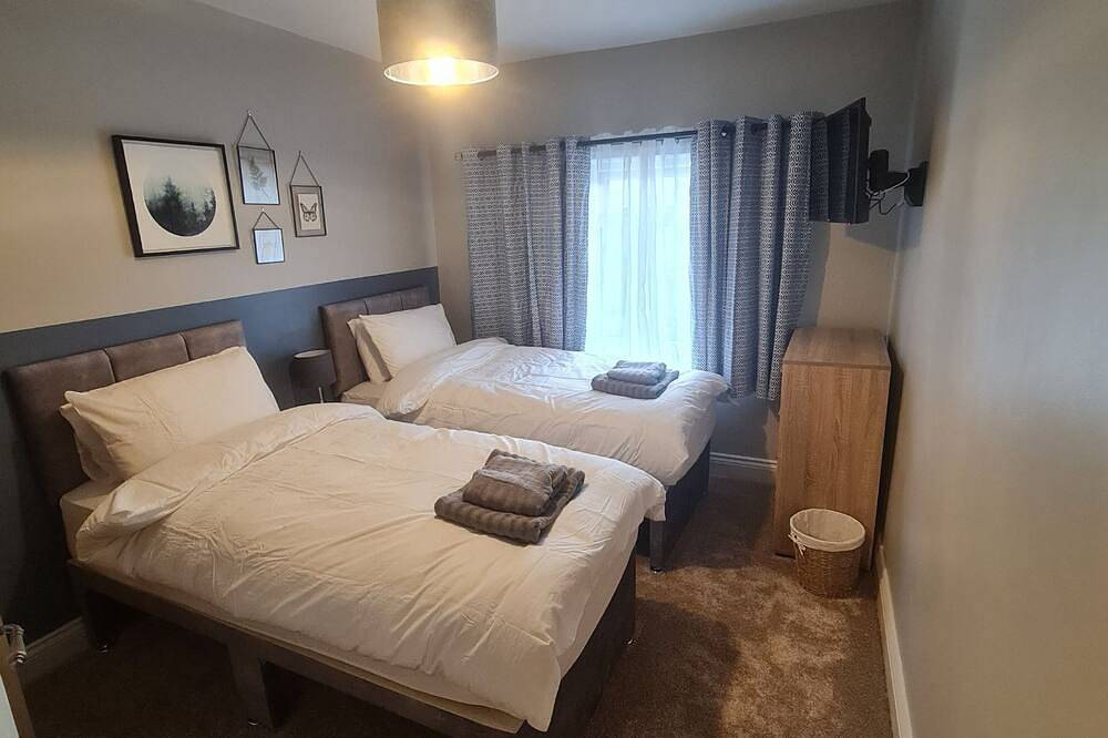 Beautiful Ilkley cottage sleeps 8 - pet friendly in Ilkley, West Yorkshire