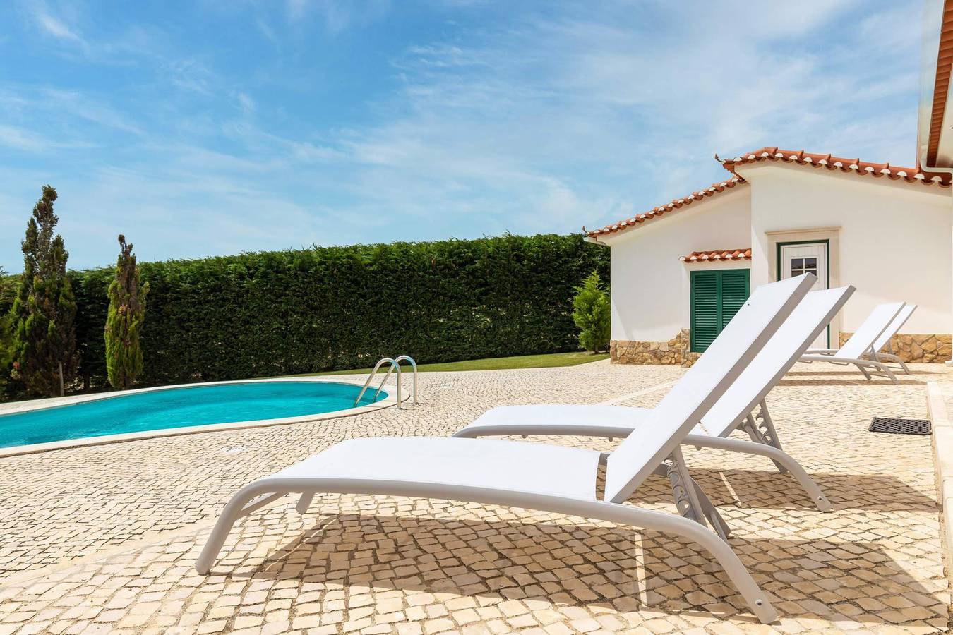 Villa mit privatem Pool und großem Garten  in Ribamar, Lissabon Distrikt