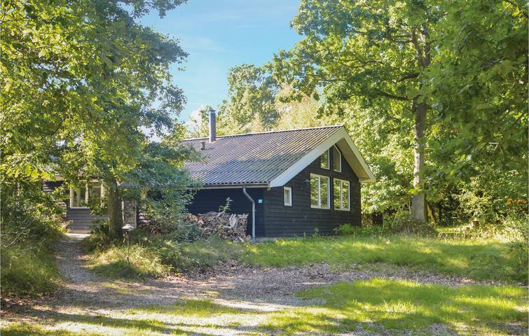 Ferienhaus für 5 Personen mit Terrasse in Fjellerup Strand, Djursland