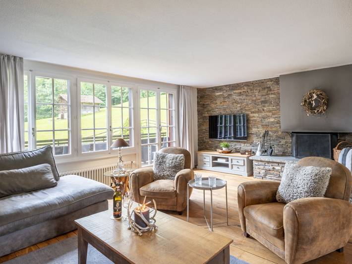 Ferienhaus für 12 Personen, mit Ausblick und Garten im Berner Oberland - 2