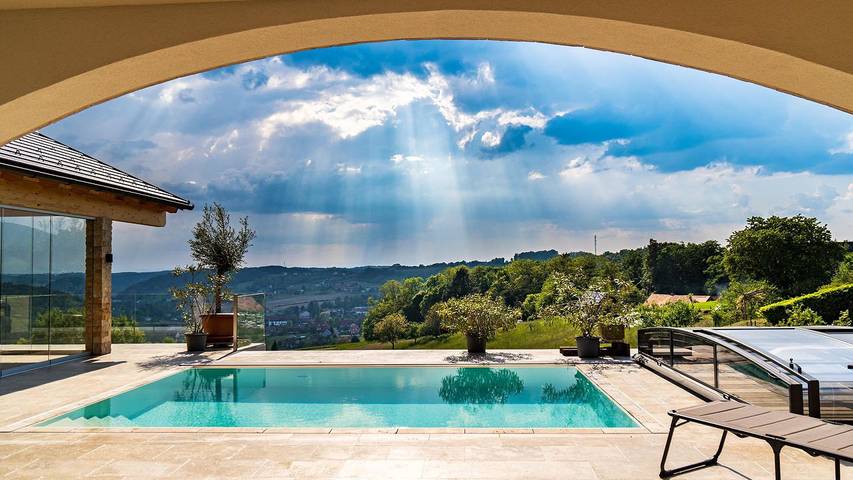 Ferienwohnung für 4 Personen, mit Pool und Ausblick sowie Garten - 1