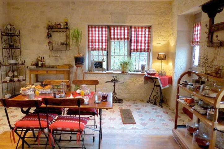 Chambre d’hôte pour 3 personnes, avec piscine et jardin dans Lac du Bourget - 3