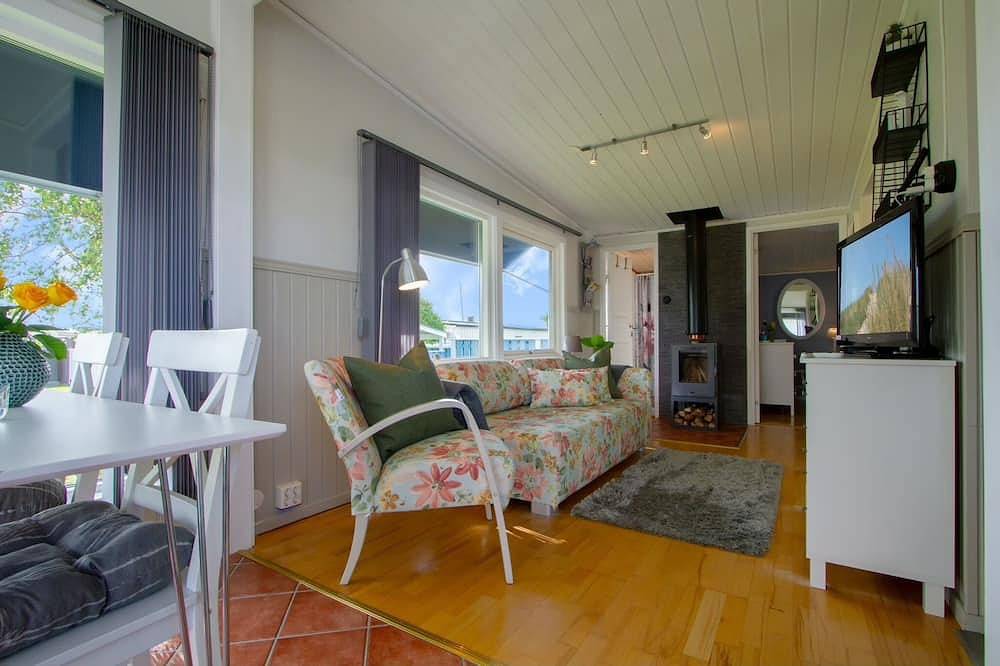 Cottage 300 m from Skrea beach. Sheets, towels and cleaning are always included. in Falkenbergs und Umgebung