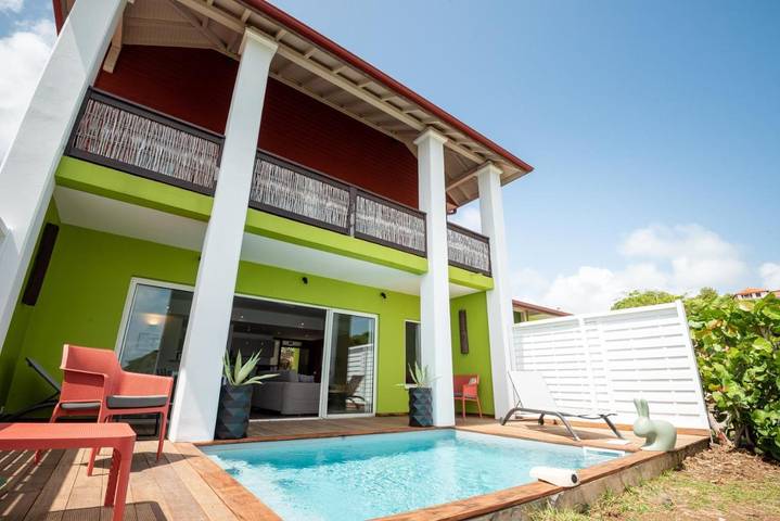 Location de vacances pour 10 personnes, avec jardin ainsi que vue et piscine à Le François - 3