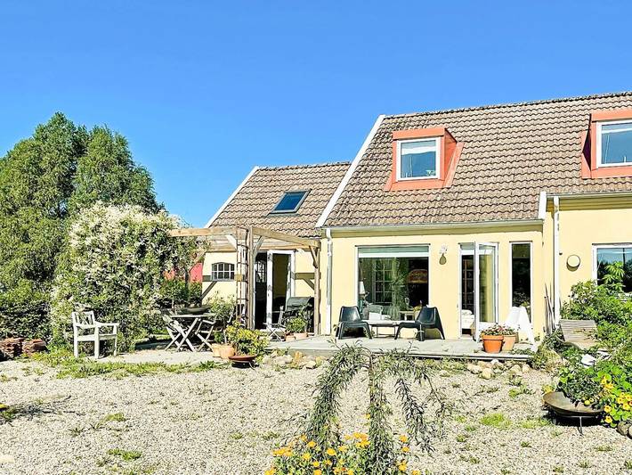 Hus för 4 Personer, med trädgård, barnvänlig på Österlen