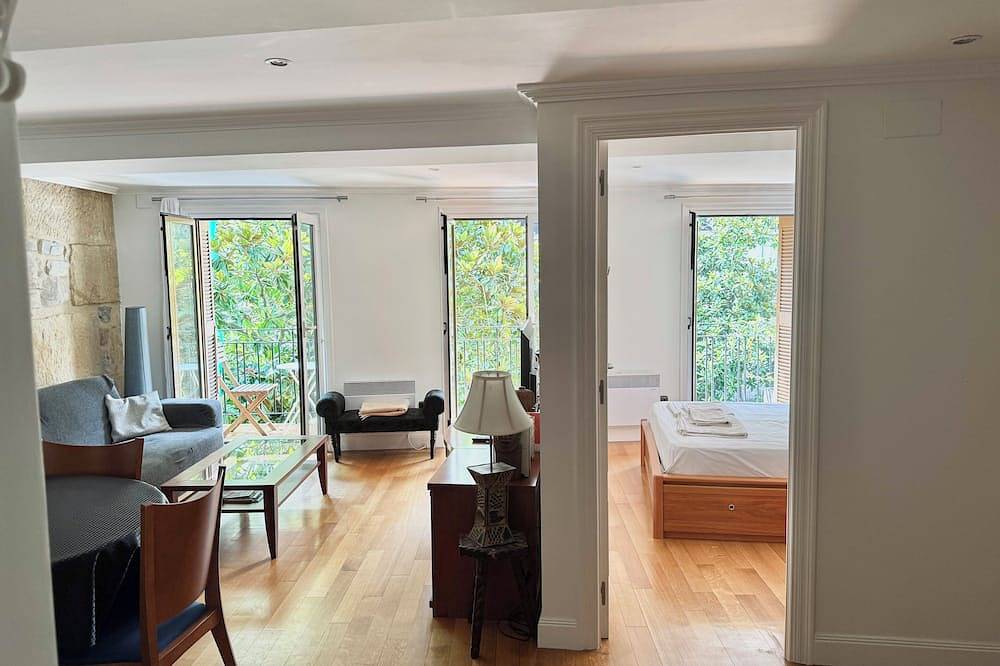 Ganze Wohnung, Zentrale und schöne sonnige Wohnung 20m vom Strand von La Concha entfernt. in Playa de la Concha, San Sebastian