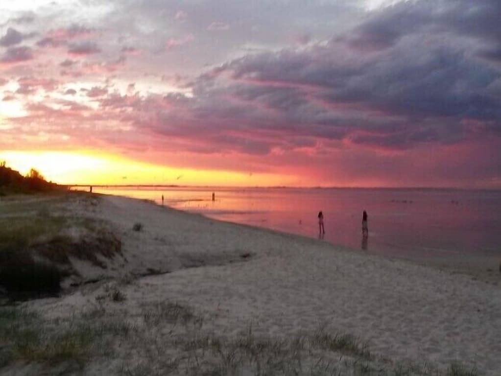 Holiday Home for 8 People in Melbourne, Mornington Peninsula