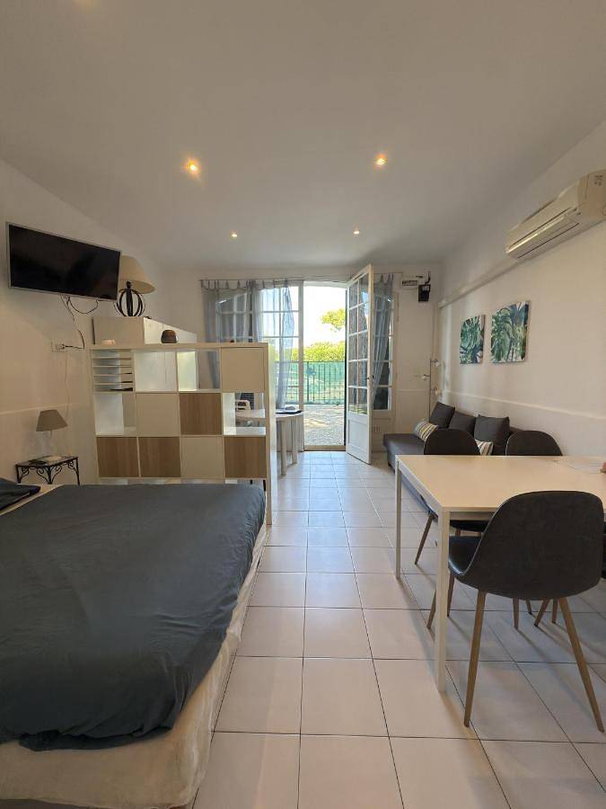 Gîte pour 2 personnes, avec jardin dans La Grande Plage (La Ciotat)