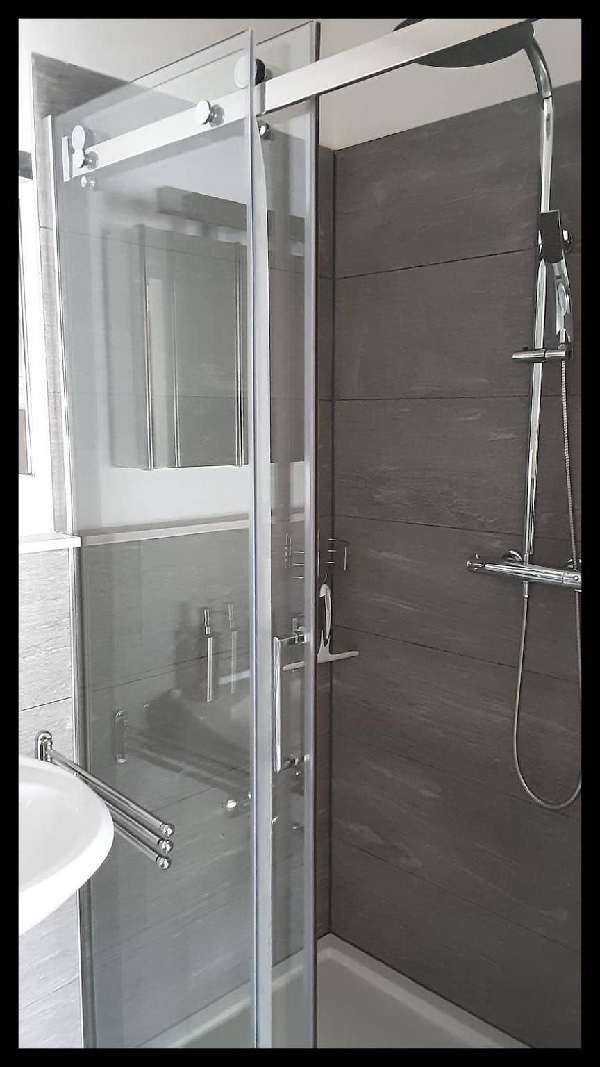 Ganze Ferienwohnung, Einzelzimmer mit schöner Aussicht in Millstatt, Bezirk Spittal an der Drau