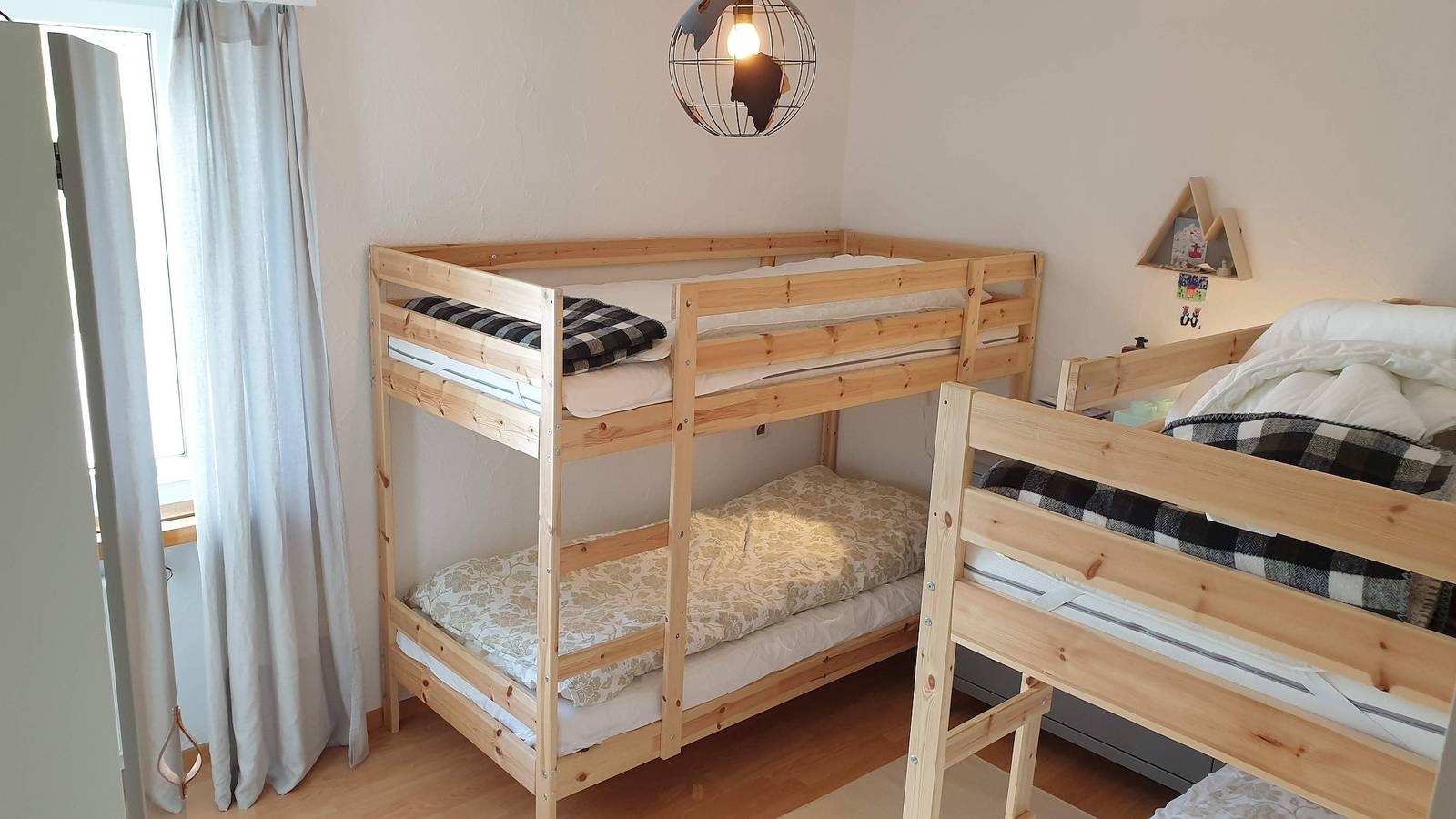 Ganze Ferienwohnung, Casa Martin - 4.5 Zimmer Wohnung mit 3 Schlafzimmer in Flims-Dorf, Flims