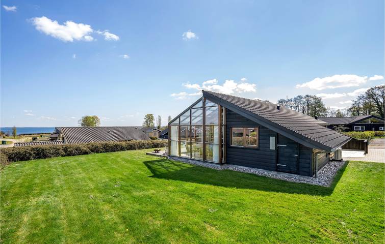Ferienhaus für 6 Personen, mit Whirlpool und Terrasse in Grønninghoved Strand