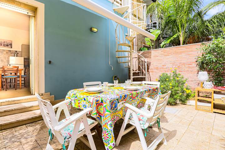 Casa vacanza per 3 persone, con terrazza a Padula Bianca