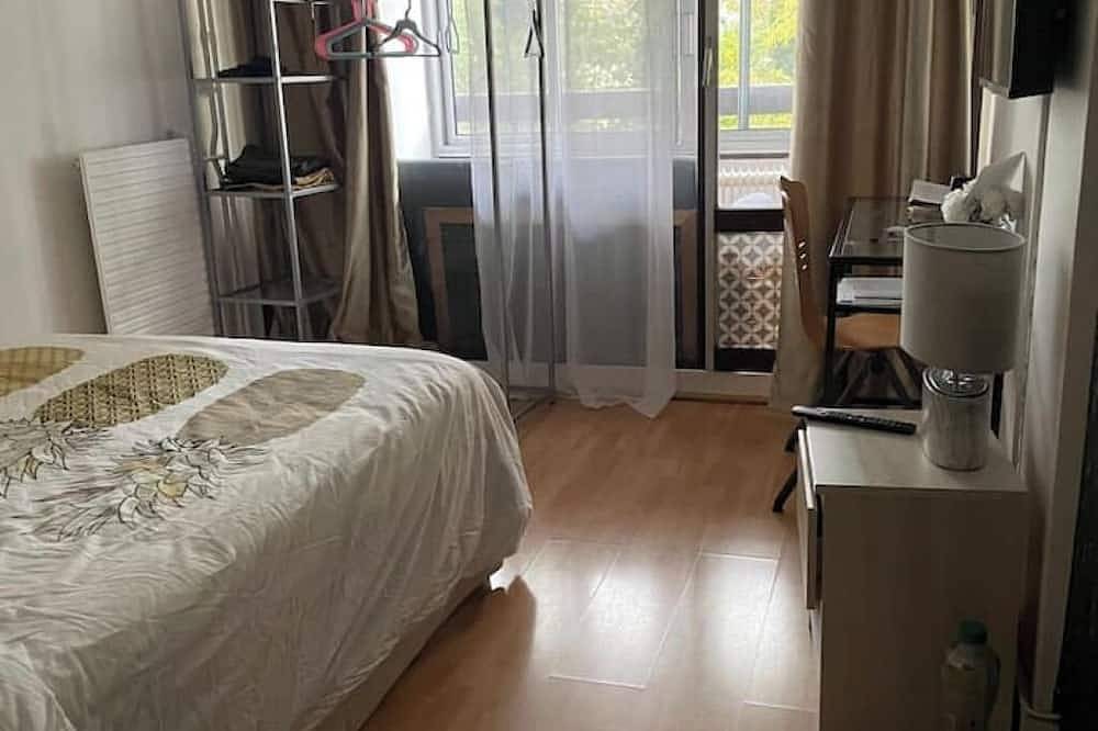 Appartement entier, Chambre privée dans un appartement résidentiel in Champs-sur-Marne, Seine-et-Marne