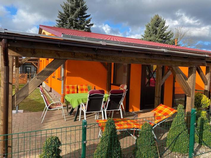 Ferienwohnung für 5 Personen, mit Terrasse und Garten