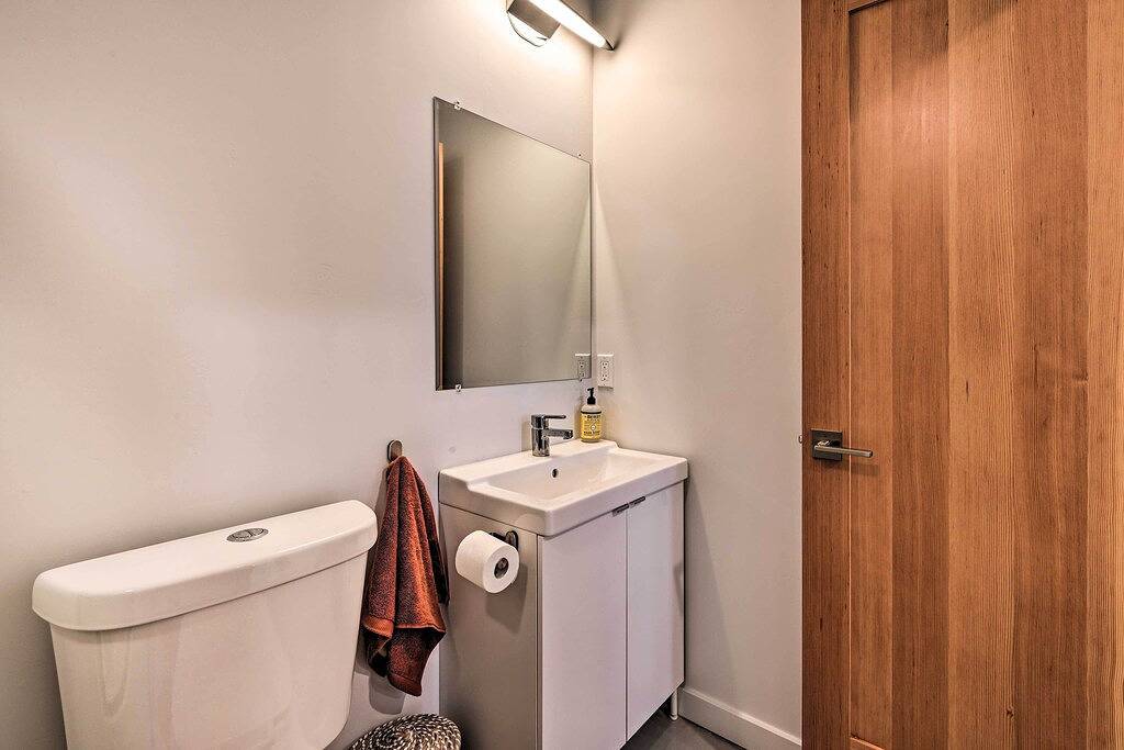 Modern Missoula Home ~ 2 Miles to Downtown! in Missoula, Lolo Nationalwald