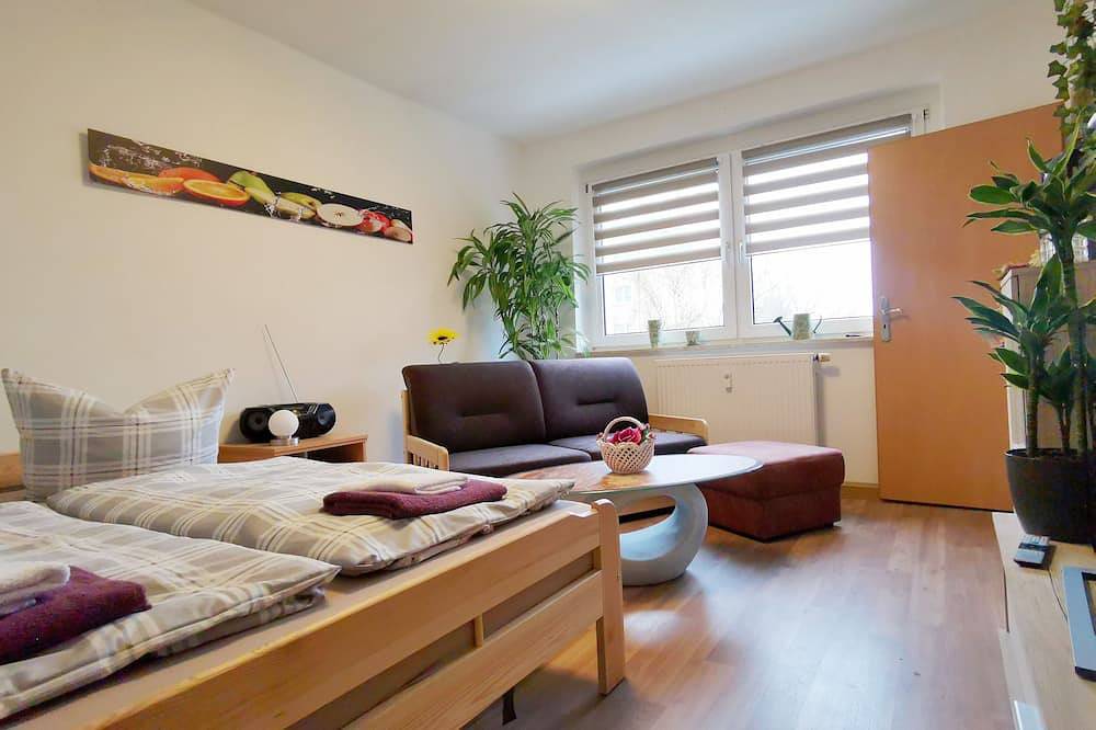 Ganze Wohnung, Ferienwohnung/App. für 2 Gäste mit 30m² in Radebeul in Radebeul, Meißen Region