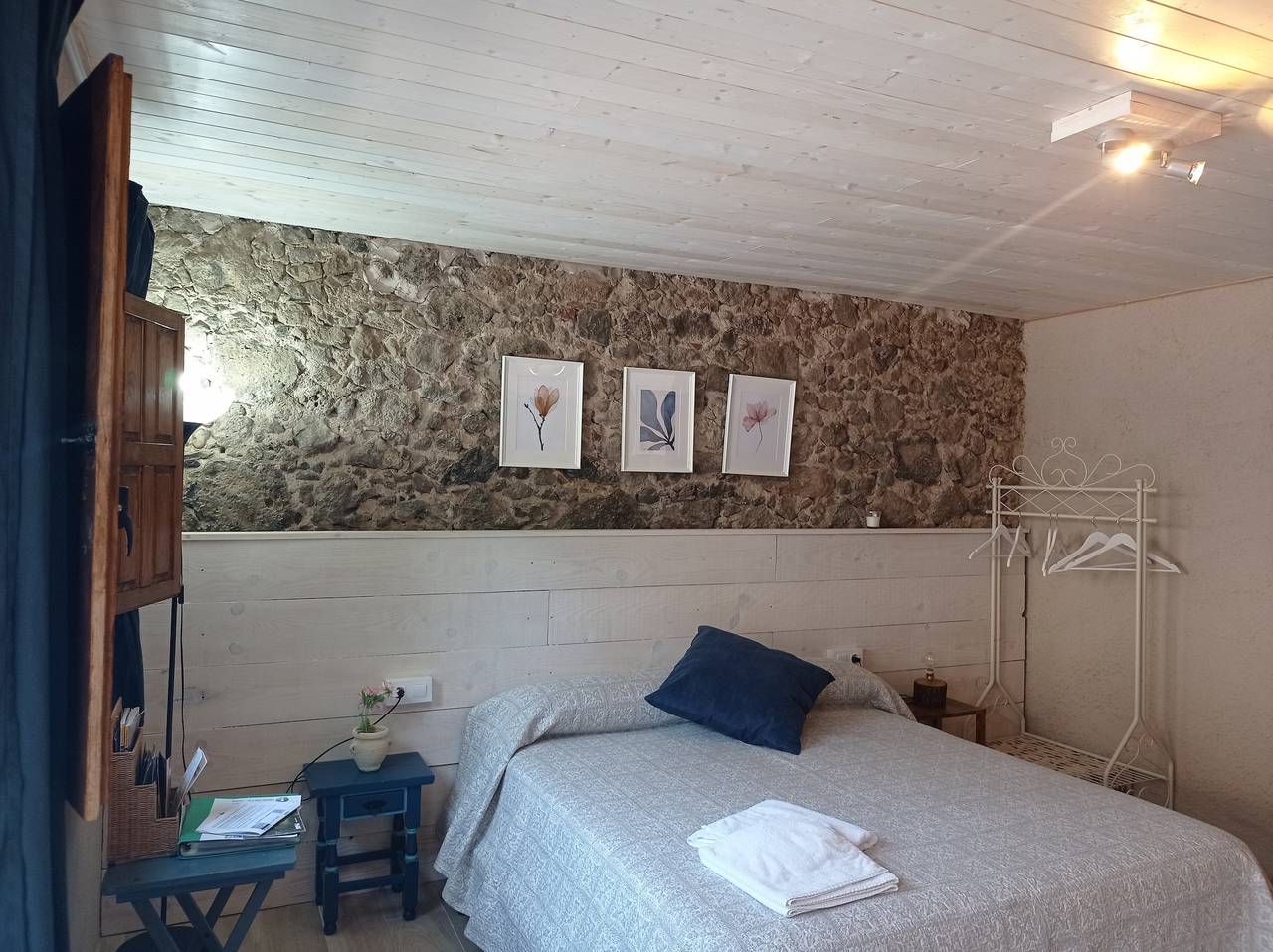 Landhaus für 2 Personen mit Klimaanlage und privatem Garten in Sant Joan les Fonts, Naturpark Zona Volcànica de la Garrotxa