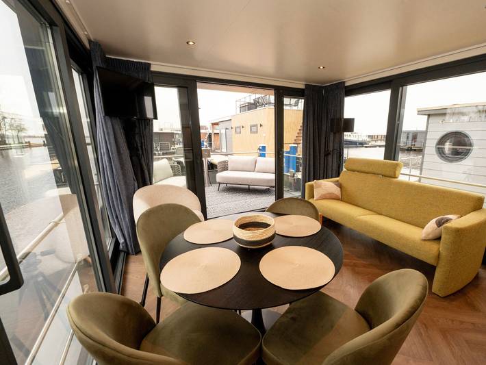 Hausboot für 4 Personen, mit Terrasse, mit Haustier in Friesland - 3