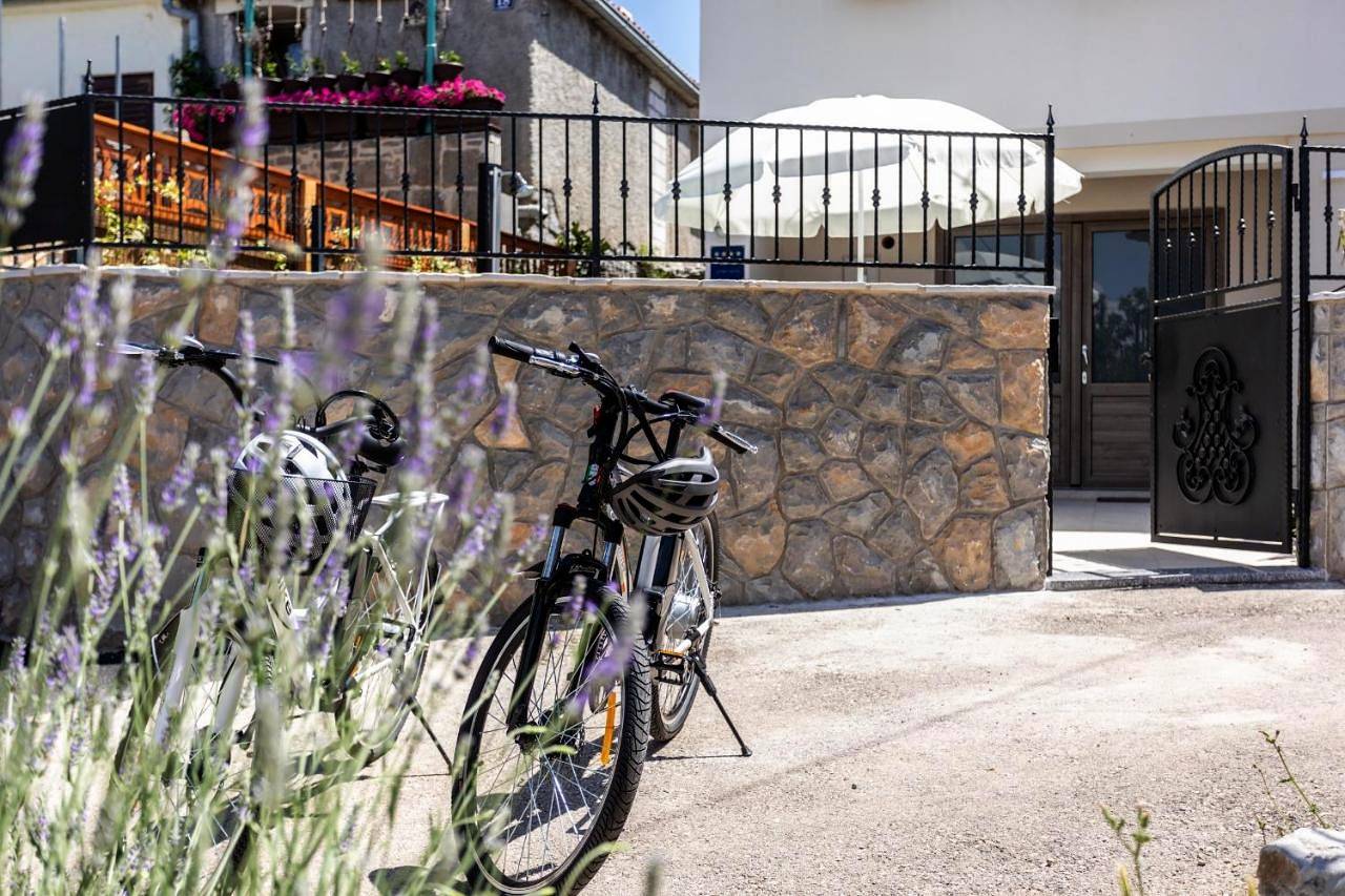One-Bedroom House in Lakmartin, Krk