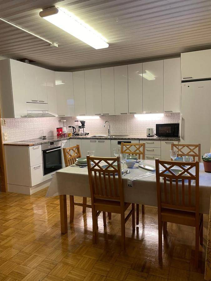 Gîte pour 9 personnes, avec jardin et sauna à Ivalo - 3