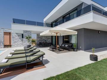 Villa voor 8 Personen in Novigrad, Regio Umag, Afbeelding 2