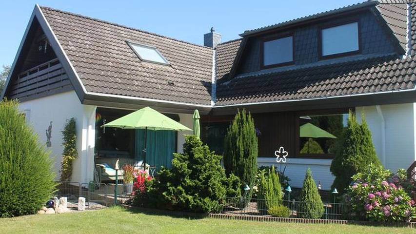Ferienwohnung für 4 Personen, mit Balkon und Garten - 1