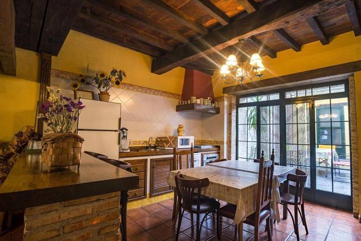 Casa de vacaciones para 10 personas, con Balcón además de Terraza y Jardín en La Vera - 4