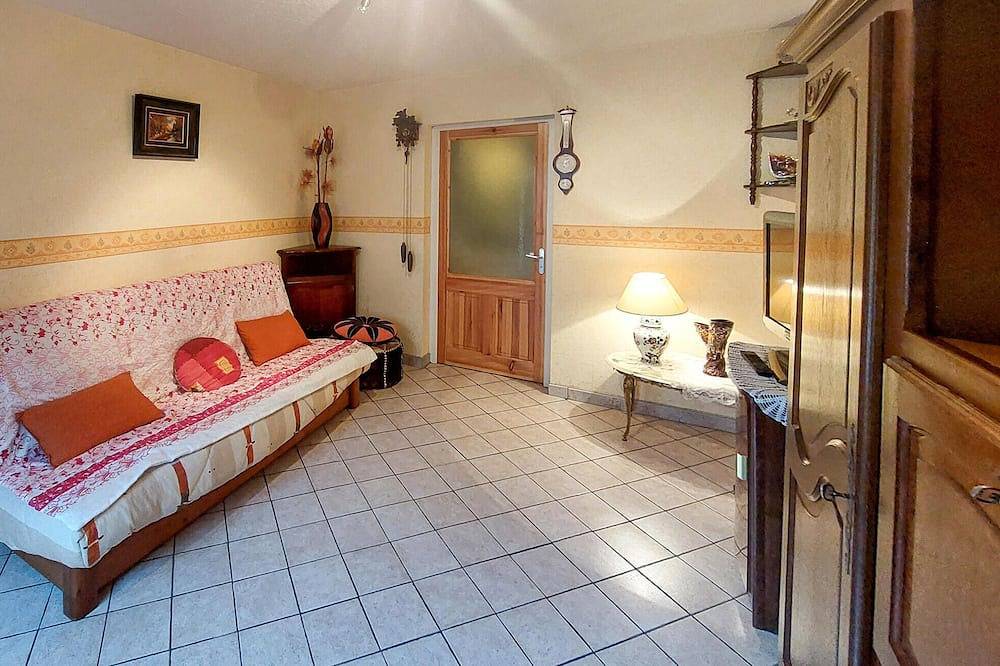 2 bedroom pet friendly home in Bas-en-Basset in Bas-en-Basset, Haute-Loire