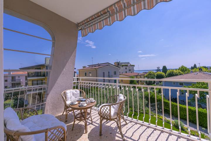 Vakantieappartement voor 6 personen, met terras, kindvriendelijk in Desenzano del Garda