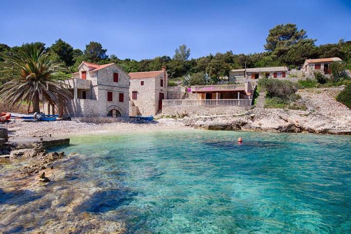 Villa pour 5 personnes, avec terrasse dans Vis - 2