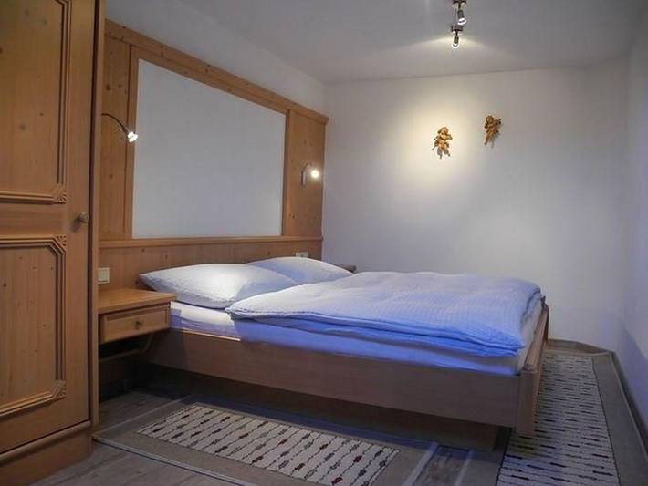 Ganze Ferienwohnung, Haus Anita - Ferienwohnung Alpenrose in Grän, Allgäuer Alpen (Österreich)
