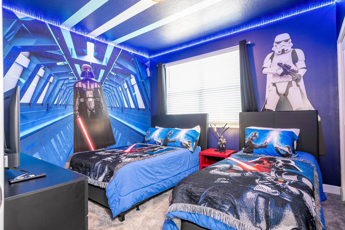 Stunning 5Bd w Pool Close to Disney at Champions Gate 8956 in Four Corners, Condado de Osceola