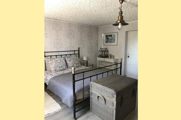 Chambre d’hôte pour 2 personnes, avec piscine ainsi que jardin et vue à Valensole - 3