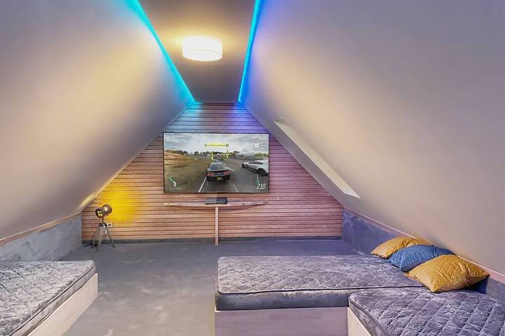 Ganze Wohnung, Ferienwohnung im Fachwerkhaus mit Sauna & Pool in Buschvitz, Bergen auf Rügen und Umgebung