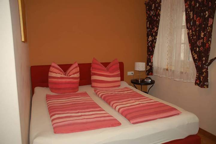 Ferienwohnung für 4 Personen, mit Balkon und Garten - 1