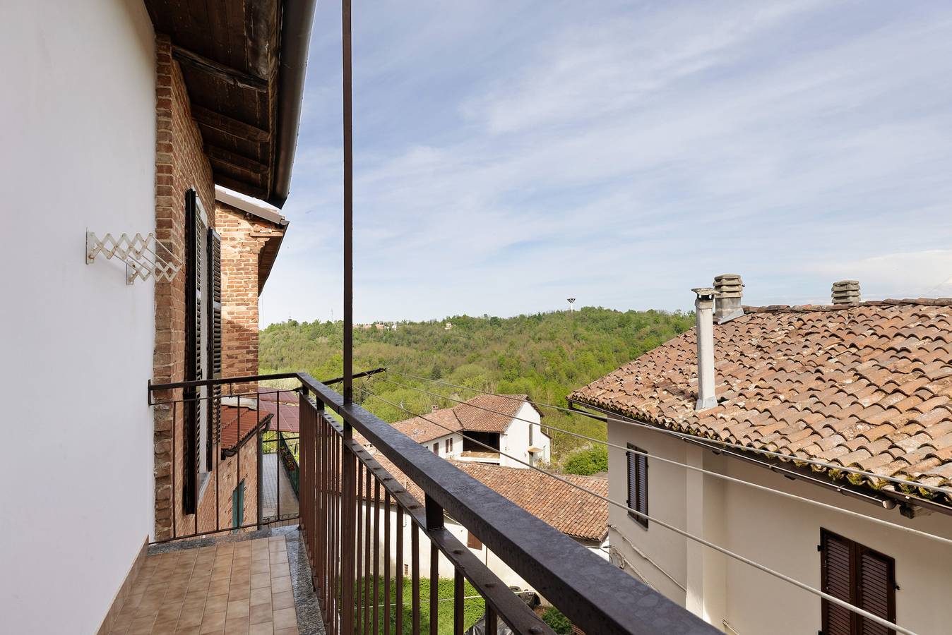 Ferienhaus 'Dello Zio Birba' mit Balkon und Wi-Fi in Portacomaro, Asti Provinz