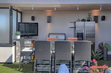 Loft for 6 Guests in Edmonton, Alberta, Picture 3