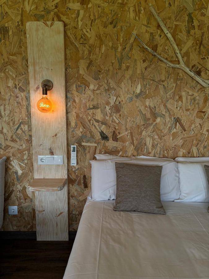 Albergue para 4 personas, con Terraza y Jacuzzi además de Jardín y Vistas en Galicia - 4